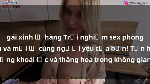 gái xinh lộ hàng Trải nghiệm sex phòng tắm đầy kích thích và mới lạ cùng người yêu của bạn! Tận hưởng khoái lạc và thăng hoa trong không gian tắm ấm áp và gợi cảm.
